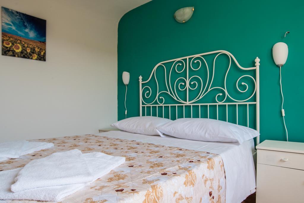 Otello Rooms 카타니아 외부 사진